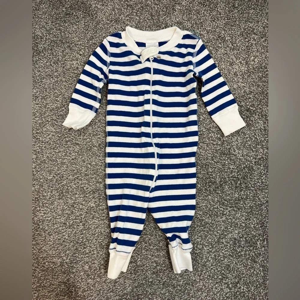 Hanna Andersson Blue and White Striped Kids One Piece pajamas 6-9 months